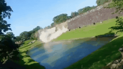 7.1-Magnitude Earthquake Devastates Kumamoto Castle in Japan | World News