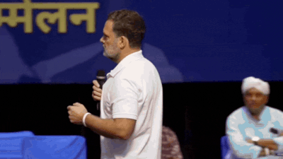 ‘Modi thinks foreign policy is this’: Rahul mocks PM; another Congress leader takes Meloni swipe