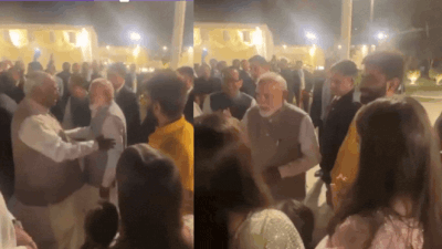 ‘Aap thoda badal gaye ho’: Modi-Kharge banter at Supriya Sule’s daughter’s wedding reception