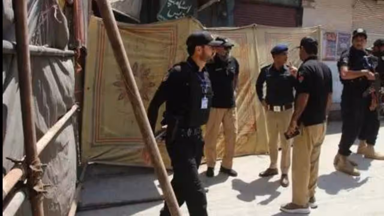 11 killed, 30 injured in blast in Pakistan's Dera Ismail Khan